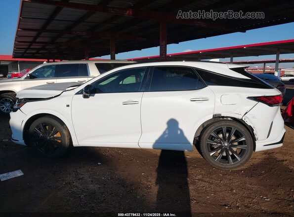 2T2BCMEA4RC016712 2024 LEXUS RX 500H Белый Панорамный вид салона 360°
