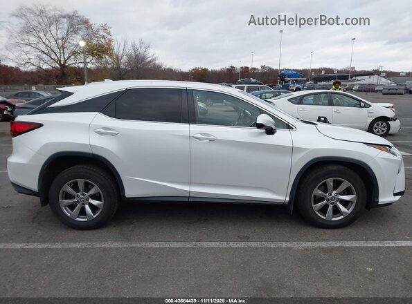 2T2BZMCA0JC148775 2018 LEXUS RX 350 Белый Вид задней части салона