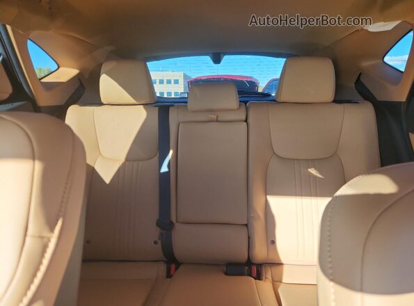 2T2GGCEZ3RC036752 2024 LEXUS NX Серебряный Вид задних сидений