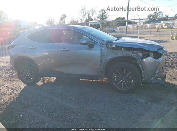 2T2GGCEZ6PC017478 2023 LEXUS NX 350 Silver Вид задньої частини салону