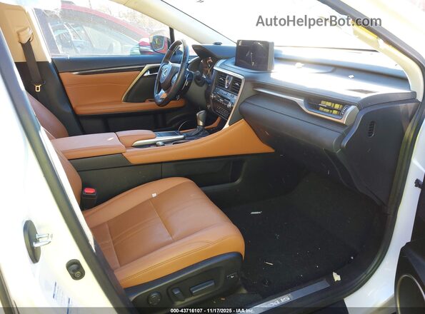 2T2JZMDA5MC288139 2021 LEXUS RX 350 Белый Вид салона спереди