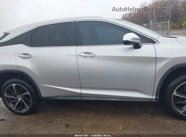 2T2ZFMCA7GC001336 2016 LEXUS RX 450H Серебряный Вид задней части салона