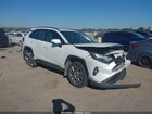 2023 Toyota Rav4 Xle Premium White vin: 2T3C1RFV8PW280581