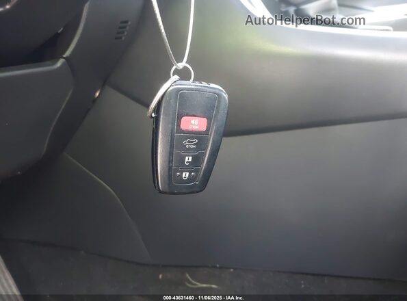 2T3DWRFV3KW022435 2019 TOYOTA LIMITED Красный Вид панели приборов