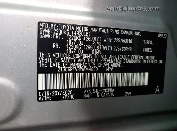 2T3E6RFV8PW044880 2023 TOYOTA RAV4 Silver Widok naklejki z numerem VIN
