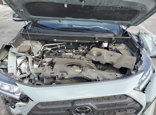 2T3S1RFV9MW147335 2021 TOYOTA RAV4 Silver Вид задньої частини салону
