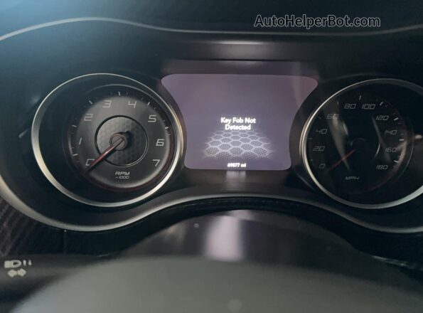 2C3CDXGJ4LH247969 2020 DODGE CHARGER Черный Вид щитка приборов