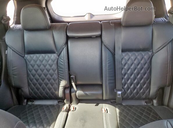JA4J3VA80NZ060516 2022 MITSUBISHI OUTLANDER Серебряный Вид задней части салона