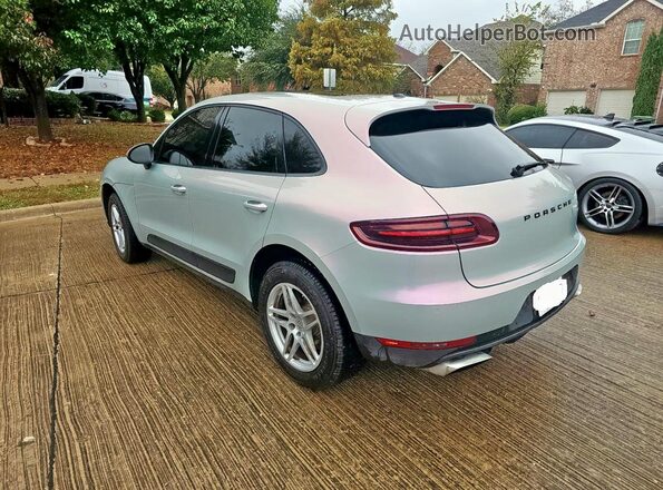 WP1AA2A57JLB19086 2018 PORSCHE MACAN Серебряный Передняя правая четверть