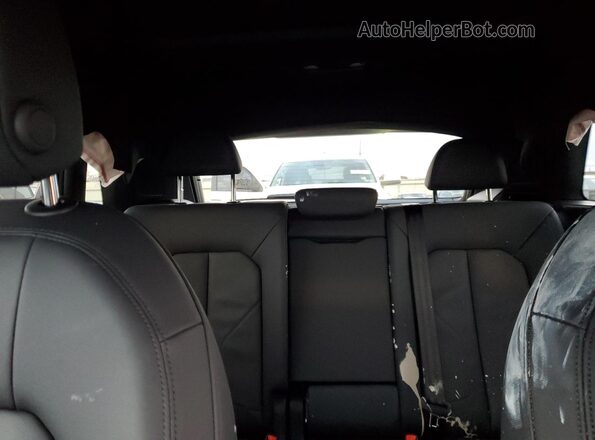 WA1DECF31S1062696 2025 AUDI Q3 Белый Вид задней части салона