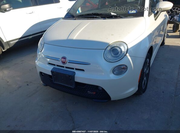 3C3CFFGEXGT121992 2016 FIAT 500E Белый Вид спереди