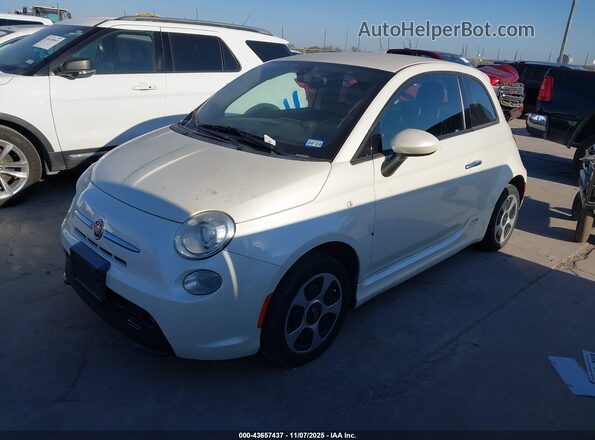 3C3CFFGEXGT121992 2016 FIAT 500E Белый Передняя левая четверть