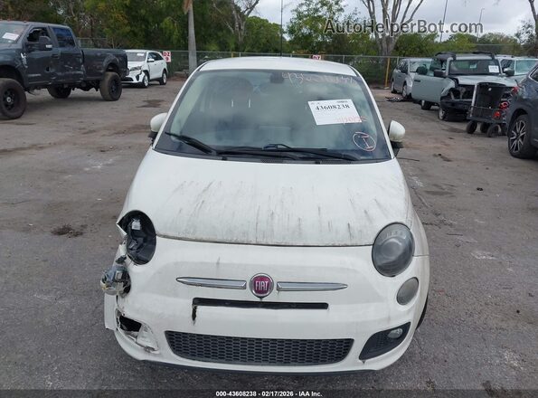 3C3CFFKRXHT530165 2017 FIAT 500 Белый Вид задней части салона