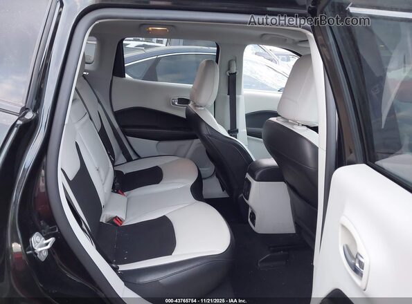 3C4NJCBB5KT692653 2019 JEEP COMPASS Black VIN կոդի պիտակի տեսք