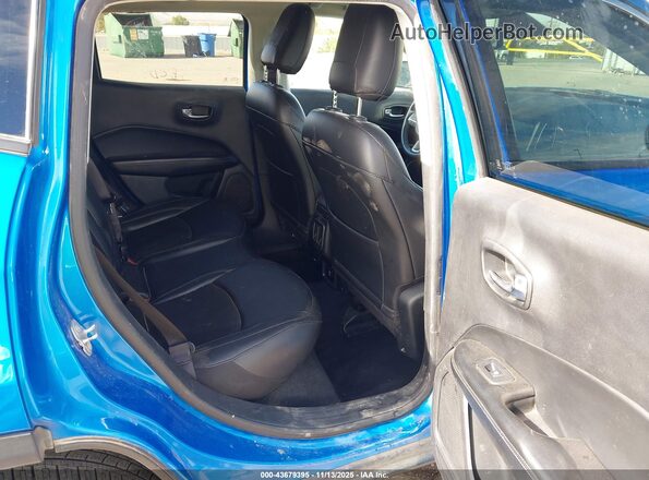 3C4NJCBB7MT585591 2021 JEEP COMPASS Blue Vista de la etiqueta del VIN