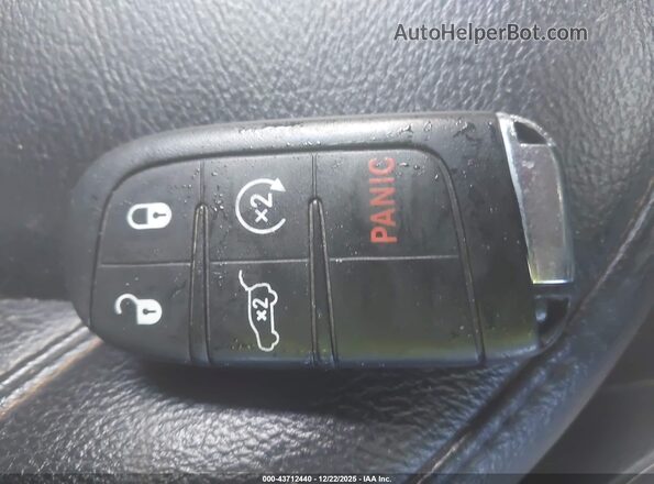 3C4NJDBB6HT693079 2017 JEEP NEW COMPASS Red წინა პანელის ხედი