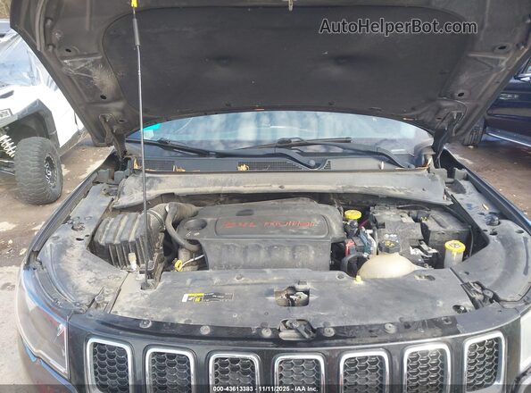 3C4NJDBB7HT679997 2017 JEEP NEW COMPASS Gray უკანა ხედი