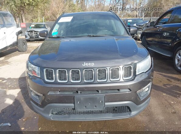 3C4NJDBB7HT679997 2017 JEEP NEW COMPASS Gray ხელსაწყოთა პანელის ხედი