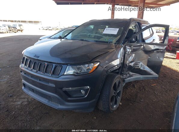 3C4NJDBBXJT453992 2018 JEEP COMPASS Black Դիմացի տեսք
