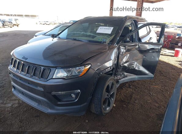 3C4NJDBBXJT453992 2018 JEEP COMPASS Black Առջևի ձախ երեք քառորդ տեսարան