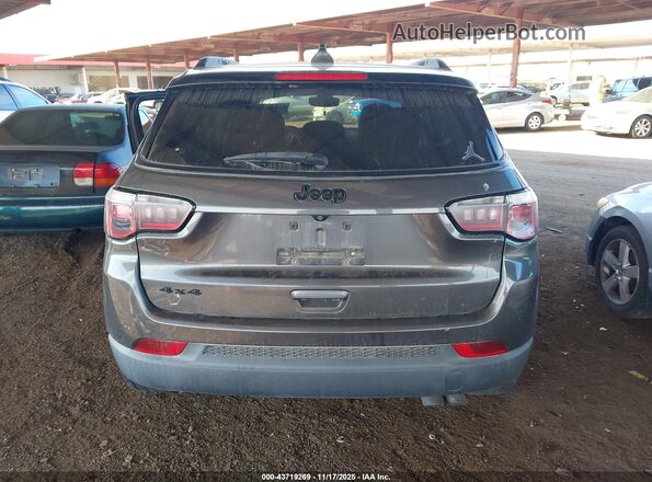 3C4NJDBBXJT453992 2018 JEEP COMPASS Black 
