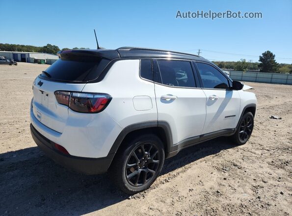 3C4NJDBN1PT549223 2023 JEEP COMPASS White Trasero derecho