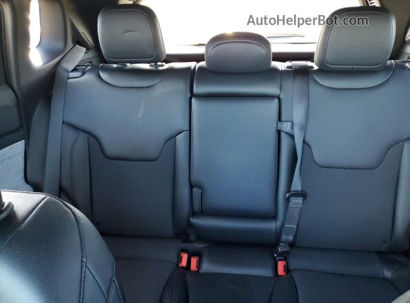 3C4NJDBN7PT518977 2023 JEEP COMPASS Blue Vista de los asientos traseros