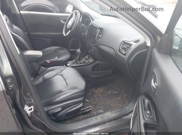 3C4NJDCB0HT610969 2017 JEEP NEW COMPASS Серый Вид салона спереди