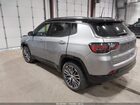 2022 Jeep Compass Limited 4x4 Серебряный vin: 3C4NJDCB4NT189995