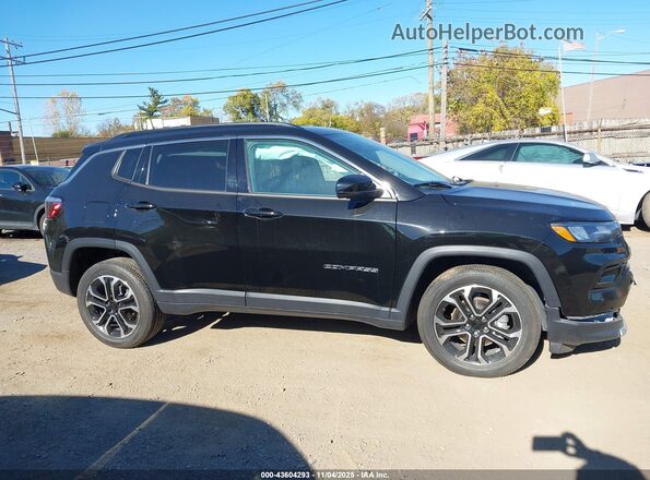 3C4NJDCB7NT193748 2022 JEEP COMPASS Black Vista interior trasera
