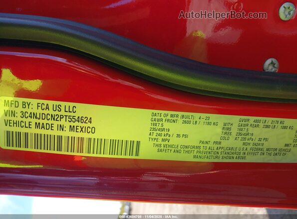 3C4NJDCN2PT554624 2023 JEEP COMPASS Red Vista del compartimento del motor