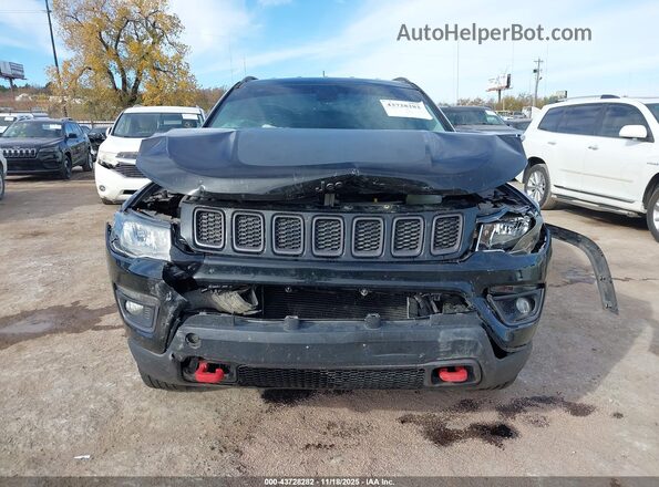 3C4NJDDB5JT501735 2018 JEEP COMPASS Black Vista del cuadro de instrumentos