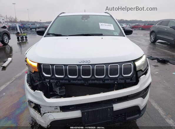 3C4NJDFB9NT216202 2022 JEEP COMPASS White Instrument cluster view