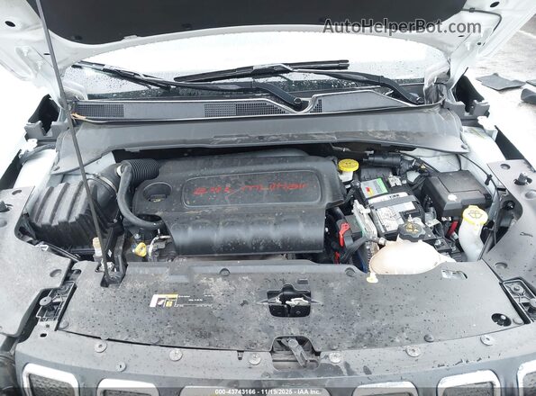 3C4NJDFB9NT216202 2022 JEEP COMPASS White Rear view