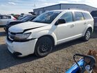 2018 Dodge Journey Se Белый vin: 3C4PDCAB4JT507878