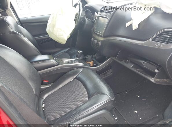 3C4PDCGG6JT156748 2018 DODGE JOURNEY Красный Вид салона спереди