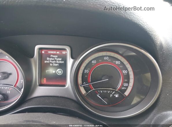 3C4PDCGG6JT156748 2018 DODGE JOURNEY Красный Вид задних сидений
