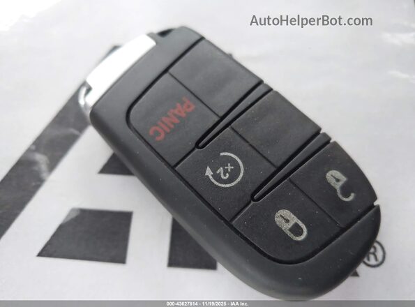 3C4PDDBG8HT592198 2017 DODGE JOURNEY Black წინა პანელის ხედი