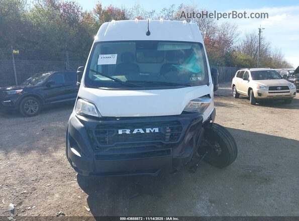 3C6LRVCG7RE101671 2024 RAM PROMASTER 2500 White Widok wnętrza z tyłu