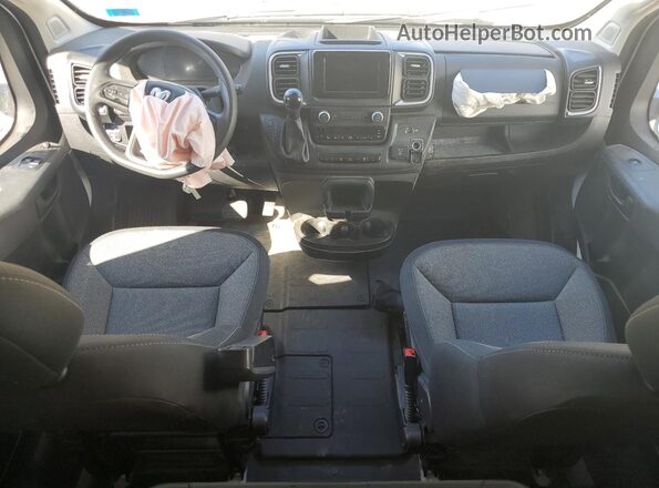3C6LRVDG5SE539660 2025 RAM PROMASTER Белый Вид панели приборов