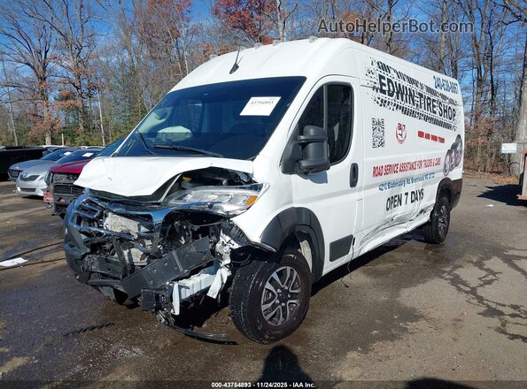 3C6LRVDG8RE118686 2024 RAM PROMASTER 2500 White Front left