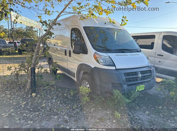 3C6TRVCGXJE112569 2018 RAM PROMASTER 2500  Передняя правая четверть
