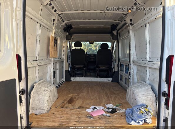 3C6TRVCGXJE112569 2018 RAM PROMASTER 2500  Вид наклейки с VIN-кодом