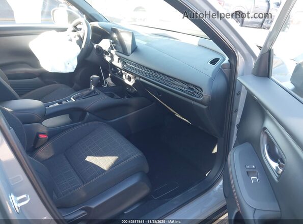 3CZRZ1H52TM718423 2026 HONDA HR-V Серый Вид салона спереди
