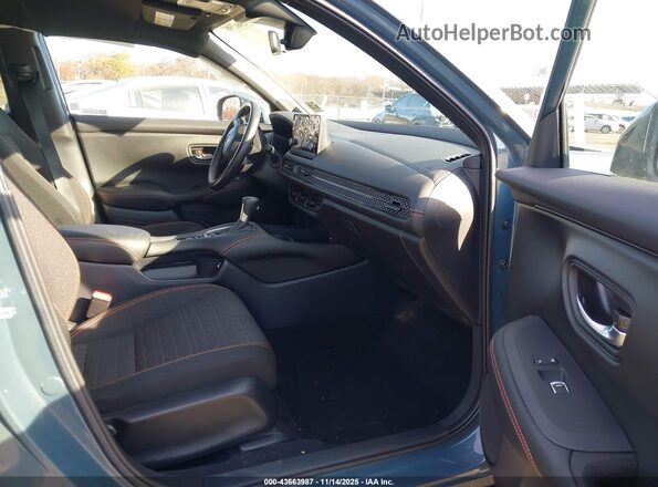 3CZRZ2H56PM709980 2023 HONDA HR-V Синий Вид салона спереди