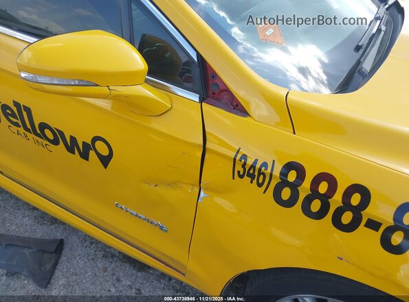3FA6P0LU3GR140290 2016 FORD FUSION HYBRID Желтый Вид спереди