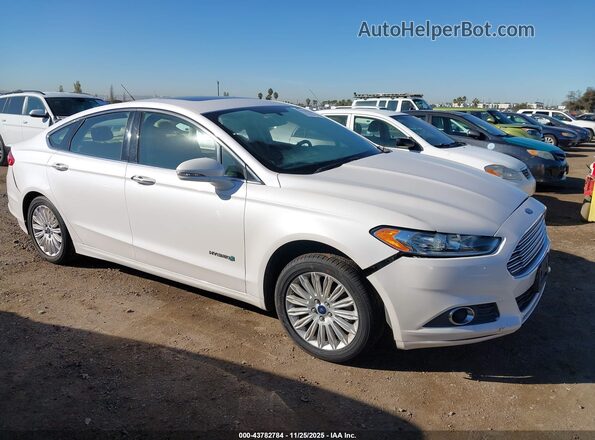 3FA6P0LU3GR316349 2016 FORD FUSION HYBRID White Przód prawy