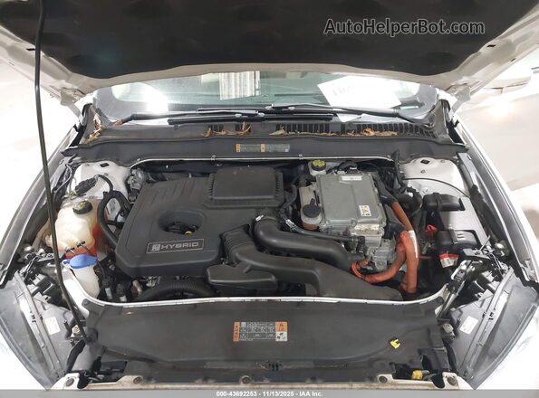 3FA6P0LU6GR139974 2016 FORD FUSION HYBRID Белый Вид сзади