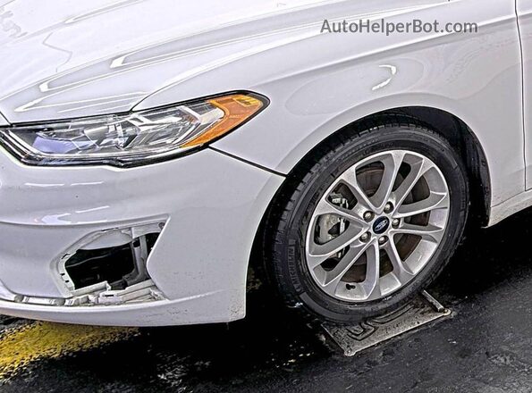 3FA6P0LU6LR195729 2020 FORD FUSION  Widok z tyłu