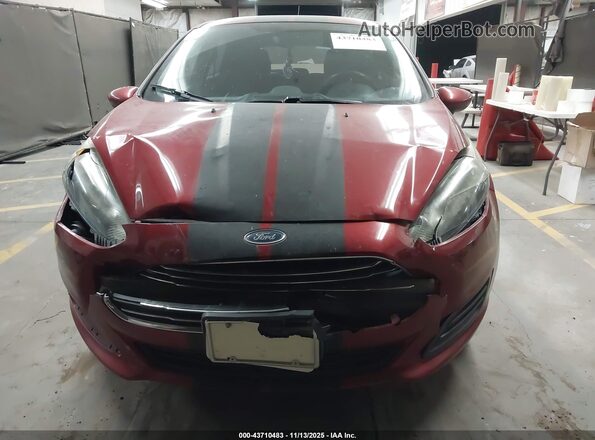 3FADP4EJ4HM104284 2017 FORD FIESTA Красный Вид спереди